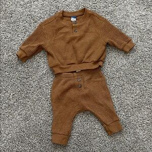 Old Navy Tan Waffle Knit Baby Set